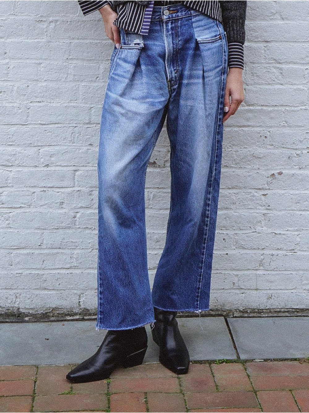 NWOT PROCHE Upcycled Front Pleat Denim in Medium Wash Jeans Raw Hem Recycled